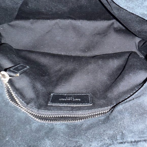 Yves Saint Laurent Black Quilted Shoulder Bag - Picture 4 of 5
